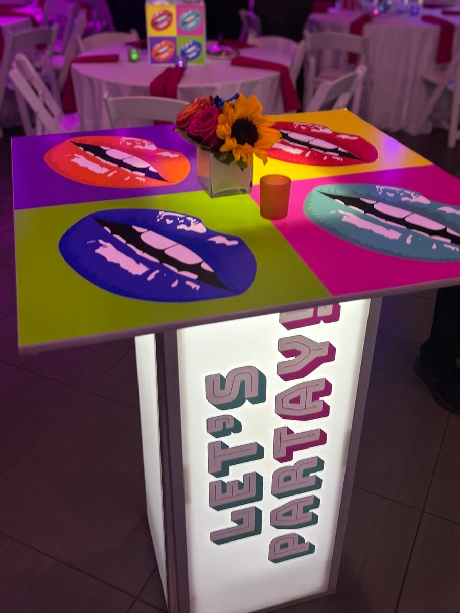 Cocktail table decor